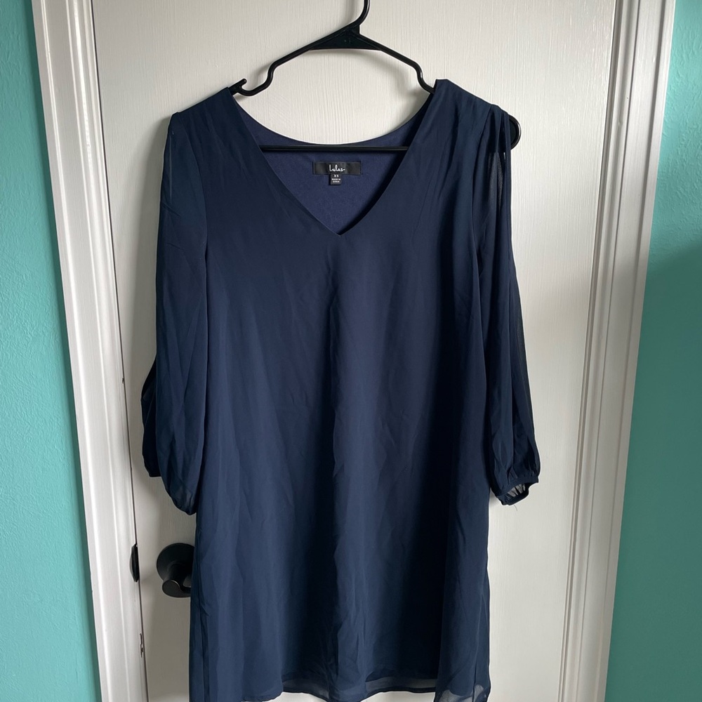 Women's Navy Blue V-neck Open Sleeve Shift Dress